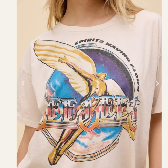 NWT Daydreamer BEE GEES SPIRITS HAVING FLOWN MERCH TEE - Picture 2 of 4
